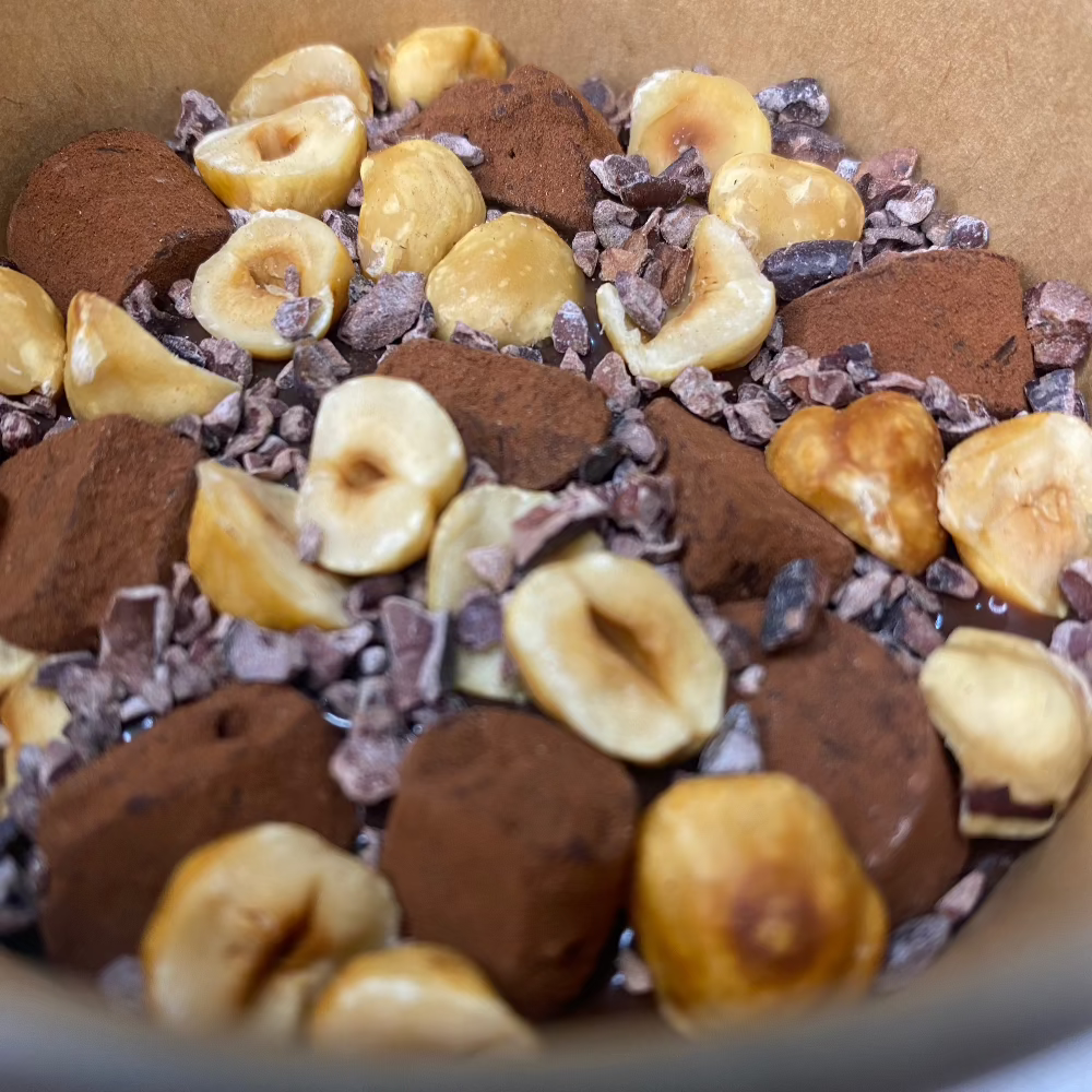 Chocolate salted caramel pot with dark chocolate truffles, hazelnuts & cacao nibs